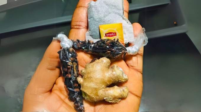 La Combinaison de Clous de Girofle, de Gingembre et d’un Sachet de Thé Lipton est un Trio en Or !