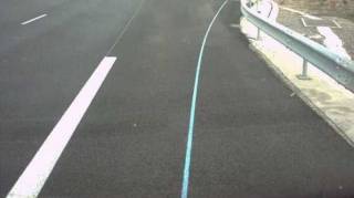 Que Signifie cette Nouvelle Ligne Bleue qui fait son Apparition sur les Routes