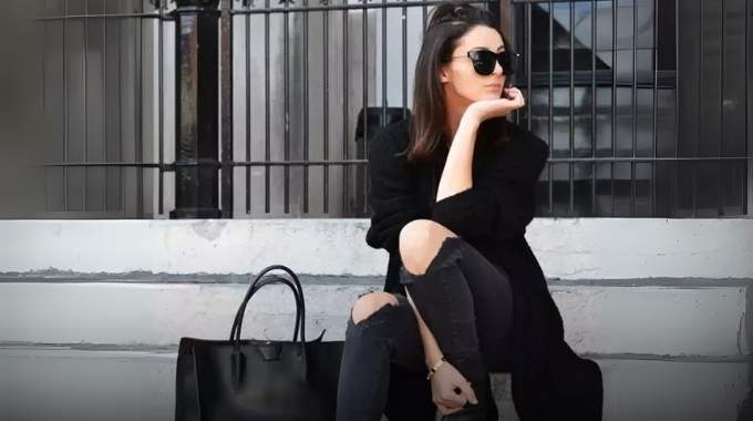 Quelle est la Signification de S'habiller Souvent en Noir ?