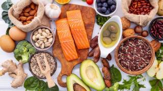 Les Meilleurs Aliments Pour Renforcer Naturellement Votre Corps et Rester en Pleine Santé au Quotidien