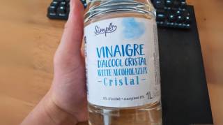 Est-ce que le vinaigre blanc se périme  Voici combien de temps il se garde