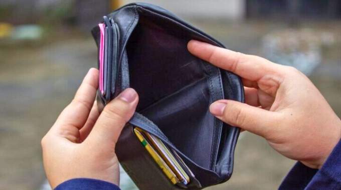 12 habitudes qui siphonnent votre compte en banque (sans que vous ne le sachiez)