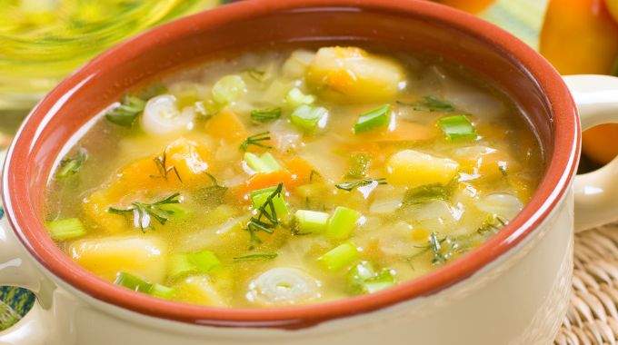 La soupe détox de 3 jours qui nettoie et combat l'inflammation, la graisse du ventre et les maladies