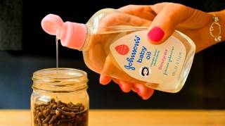 Une grand-mère japonaise de 74 ans a arrêté de vieillir après avoir utilisé cette huile au quotidien sur ses rides