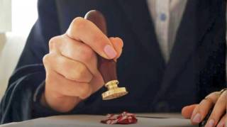 D'apr&egrave;s ce notaire voici l'&acirc;ge id&eacute;al pour transmettre un bien &agrave; son enfant et &eacute;viter les droits de succession