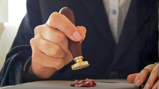 D'apr&egrave;s ce notaire, voici l'&acirc;ge id&eacute;al pour transmettre un bien &agrave; son enfant et &eacute;viter les droits de succession