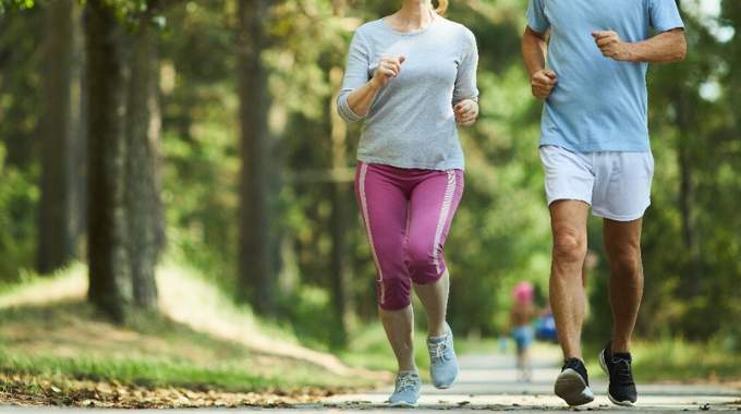 Les experts r&eacute;v&egrave;lent 9 habitudes qui vous font para&icirc;tre 15 ans plus jeune. Et ce n&rsquo;est pas ce que vous croyez...