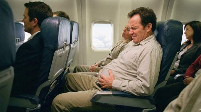 Pourquoi est-ce dangereux de retenir vos pets en avion ? Les m&eacute;decins tirent la sonnette d'alarme