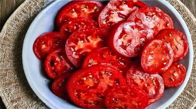 Les m&eacute;decins r&eacute;v&egrave;lent que la consommation de tomates provoque