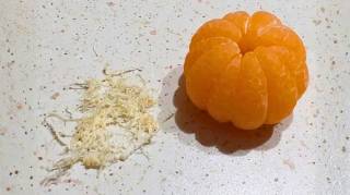 Pourquoi il ne faut pas enlever la peau blanche des mandarines avant de les manger