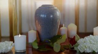 Adieu les flammes : de plus en plus de gens vont opter pour l'aquamation qui dissout le corps du d&eacute;funt dans une eau &agrave; 150&deg;