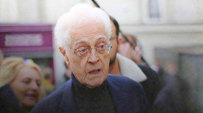 La maladie qui a emport&eacute; Lionel Jospin : ce sympt&ocirc;me banal apr&egrave;s 65 ans &agrave; ne plus ignorer