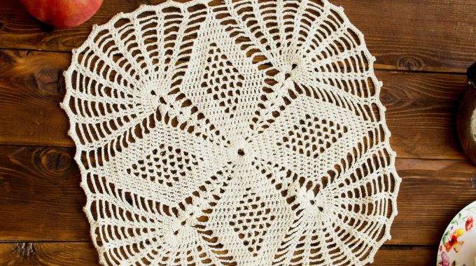 Ne jetez plus vos vieux napperons : voici comment en faire l'objet d&eacute;co le plus tendance de 2026