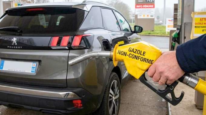 C&rsquo;est quoi ce nouveau gazole "non conforme" d&eacute;sormais autoris&eacute; &agrave; la vente en France ?