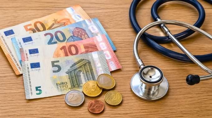 Imp&ocirc;ts 2026 : si vous payez une mutuelle cette ann&eacute;e n'oubliez pas de cocher la case 6DD pour all&eacute;ger la facture