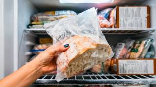 L'erreur que beaucoup font en d&eacute;congelant le pain