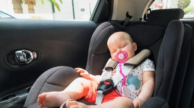 La grand-m&egrave;re des enfants retrouv&eacute;s morts dans une voiture &agrave; Carpentras livre un t&eacute;moignage bouleversant