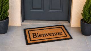 L'astuce du paillasson pour &eacute;viter de se faire cambrioler (toute l'ann&eacute;e)
