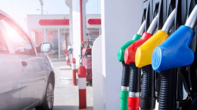 Consommation d&rsquo;essence : le bouton secret qui vous fait &eacute;conomiser jusqu&rsquo;&agrave; 10 % de carburant