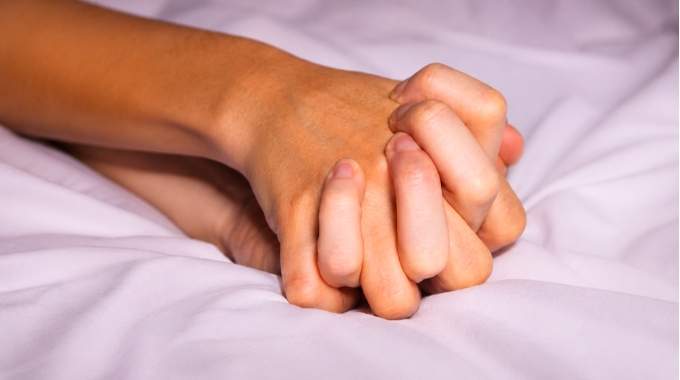 Sexualit&eacute; : voici &agrave; quel &acirc;ge la libido f&eacute;minine atteint son pic (et ce n'est pas celui que vous croyez)