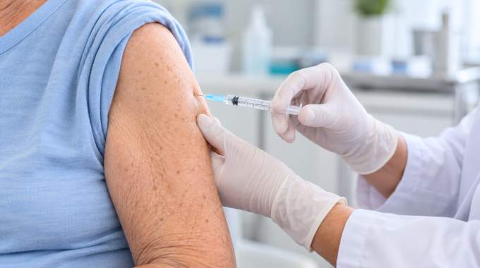 Vaccins grippe-Covid 2026 : &agrave; partir du 13 octobre o&ugrave; &acirc;ge nom gratuit