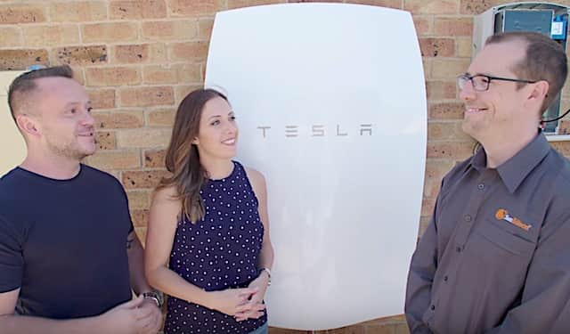 Installation facile batterie rechargeable Powerwall de tesla 