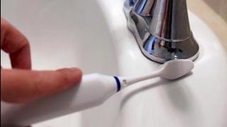brosse dents electrique pour nettoyer robinet