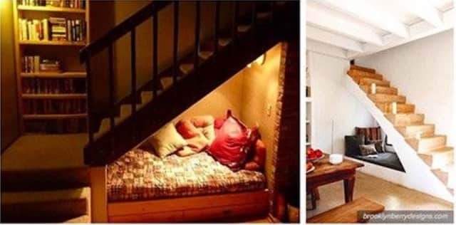 Petit coin lecture sous l'escalier