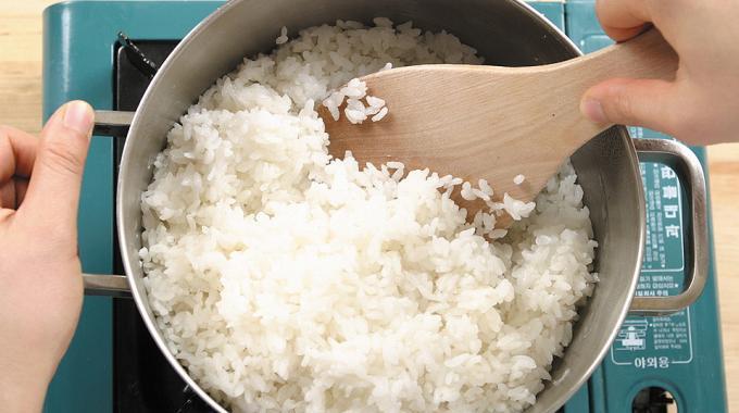 Comment Faire Cuire du Riz ? 5 Astuces de Cuisine Simples Pour ne pas le Rater.