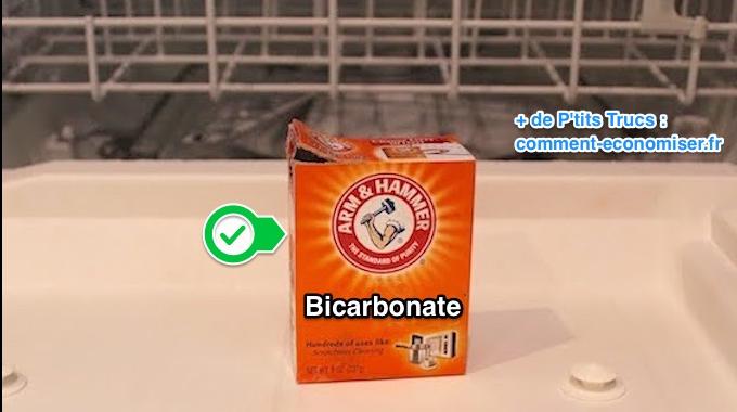 Pour Dégraisser le Lave-Vaisselle Plus Besoin de Nettoyant Sun ! Utilisez du Bicarbonate à la Place.
