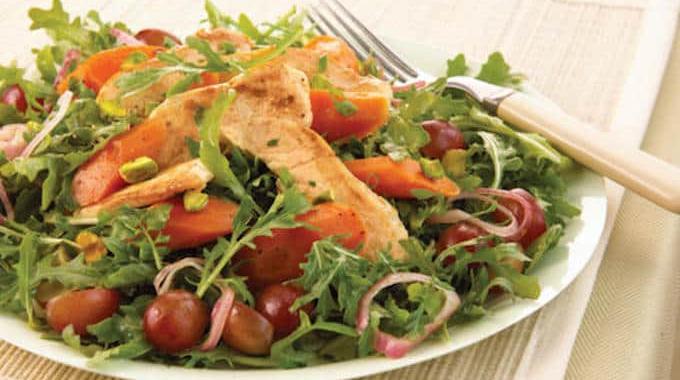 12 Recettes de Salades Pour CALER Même les Plus GROSSES Faims.