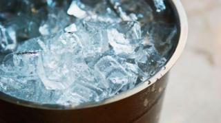saut glace astucieux