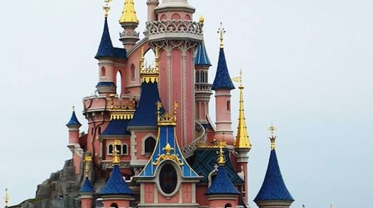 La Ratp Vous Offre Une Entree Gratuite A Disneyland Paris Profitez En