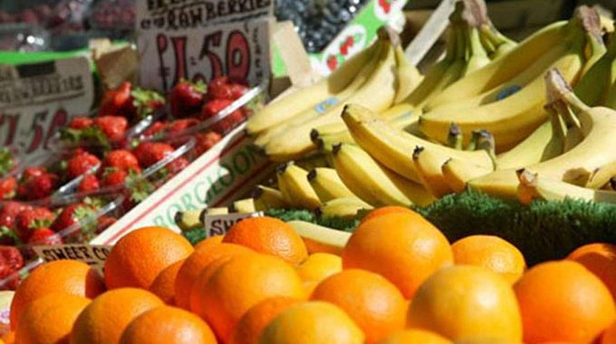 matériel de marché fruits et légumes entre