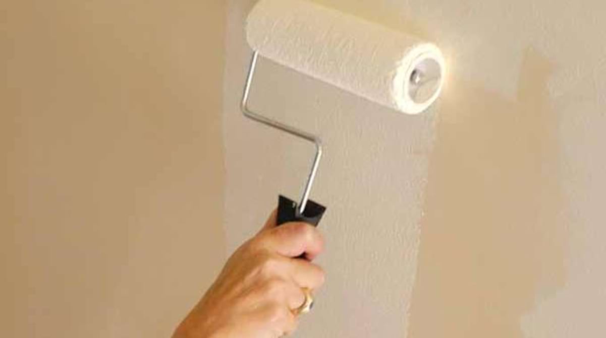 10 Trucs pour Éliminer Rapidement les Odeurs de Peinture Dans la Maison.